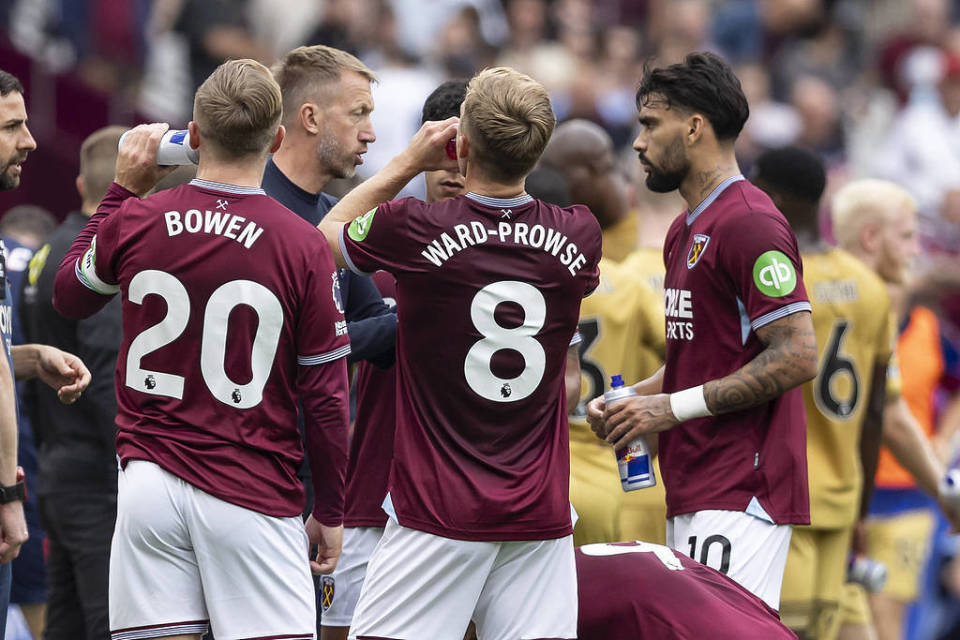 德扑里的“位置优势”：最后行动的人为什么胜率更高（德扑中的位置优势：为何后位玩家胜率更高）